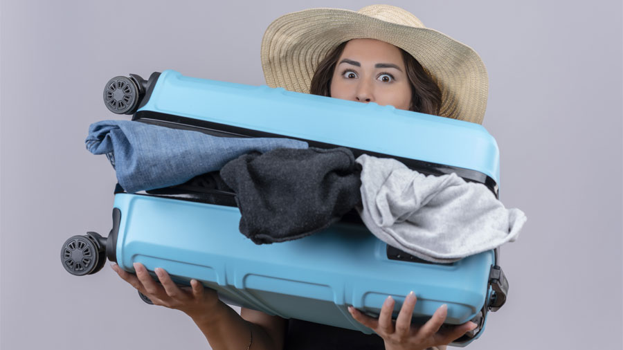 Así puedes doblar la ropa en tu maleta para acomodar todo y salir de viaje  – Revista avante